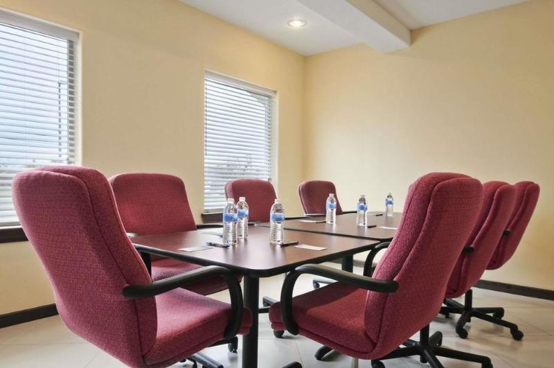 فندق Travelodge Pharr