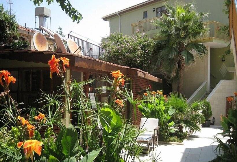 בית מלון כפרי Yali