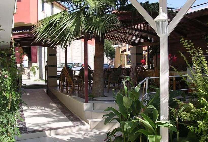 בית מלון כפרי Yali