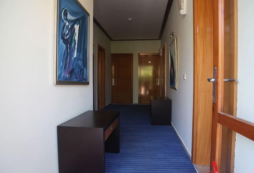 בית מלון כפרי Yali