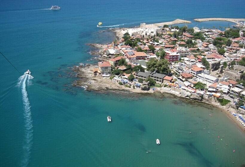 בית מלון כפרי Yali