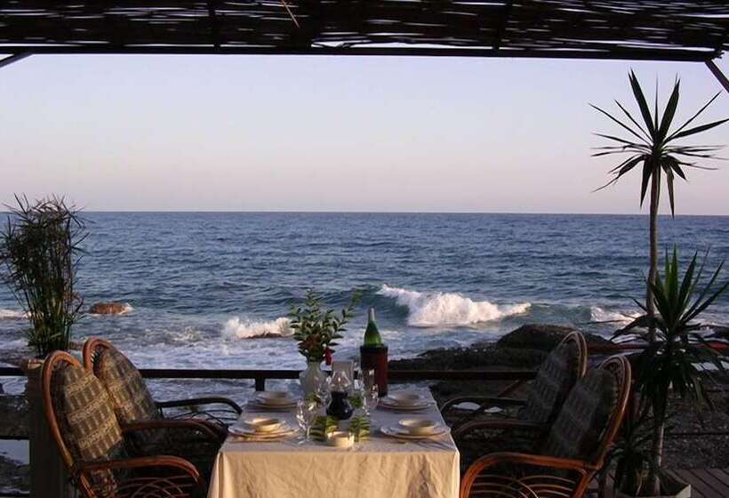 בית מלון כפרי Yali