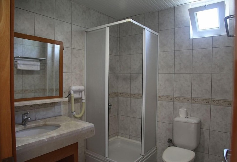 בית מלון כפרי Yali