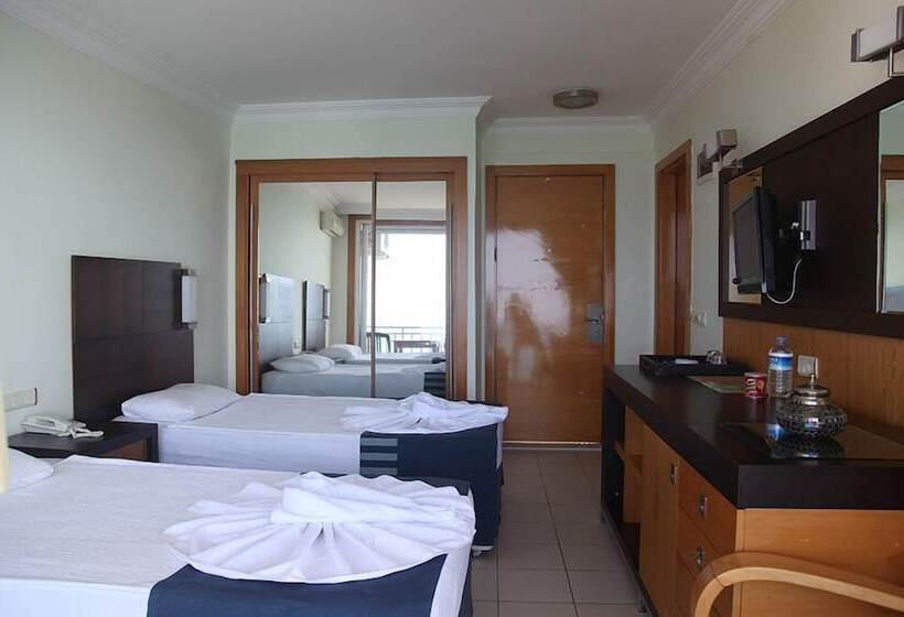 בית מלון כפרי Yali