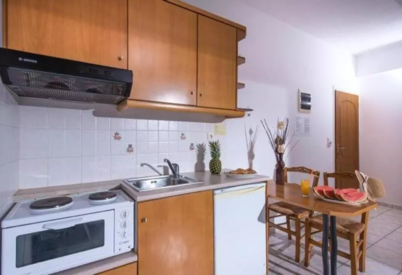 Irida Apartments By Estia