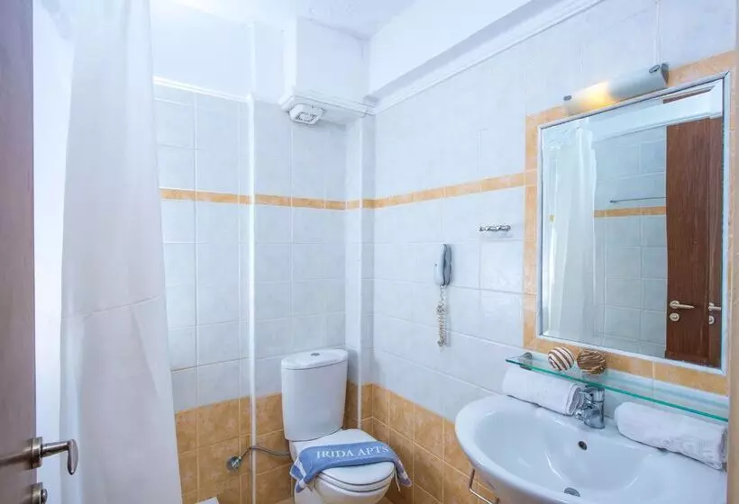 Irida Apartments By Estia