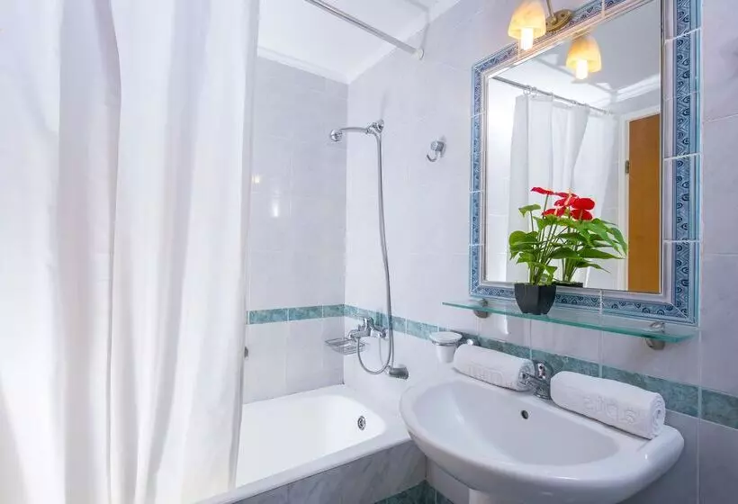 Irida Apartments By Estia