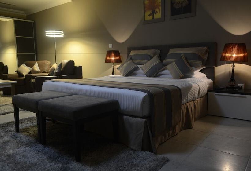 اقامتگاه Magnum Hotel & Suites West Bay