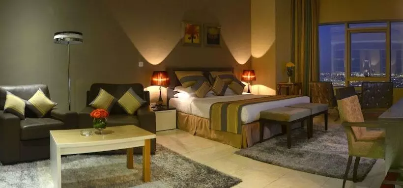 اقامتگاه Magnum Hotel & Suites West Bay