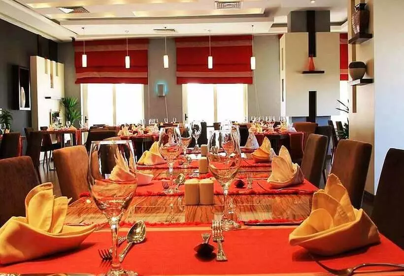 اقامتگاه Magnum Hotel & Suites West Bay