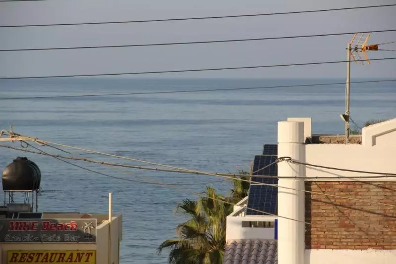 Stefania Studios By Estia