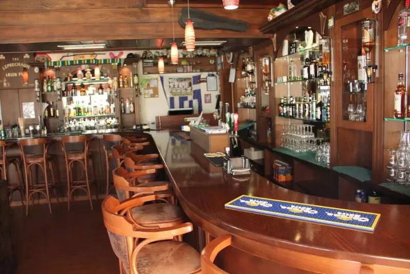 Stefania Studios By Estia