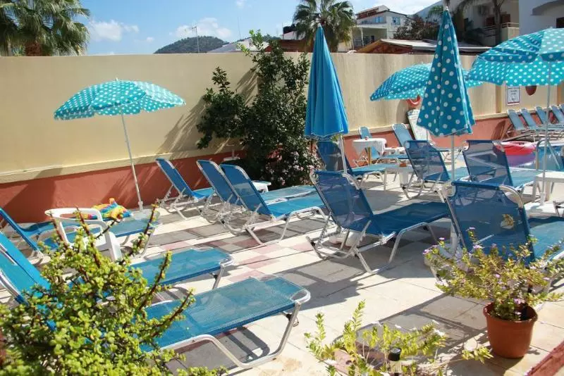 Stefania Studios By Estia