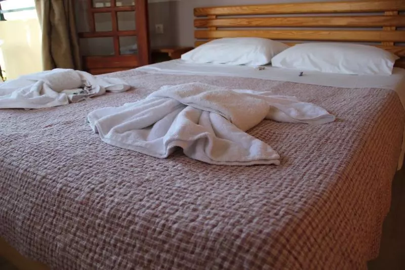 Stefania Studios By Estia