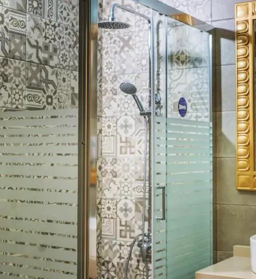 Stefania Studios By Estia