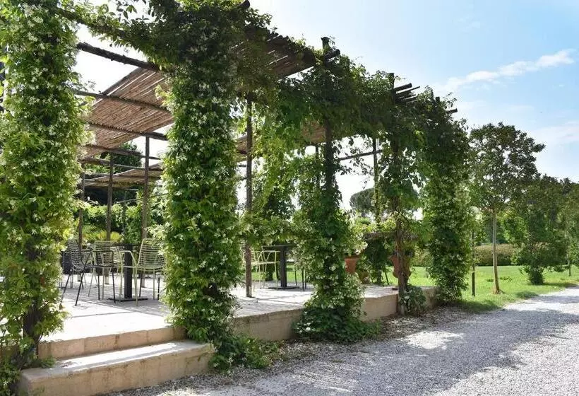 تختخواب و صبحانه Venicegreen Agriresort