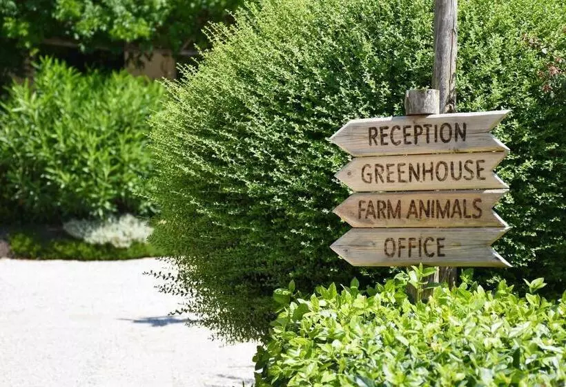 تختخواب و صبحانه Venicegreen Agriresort