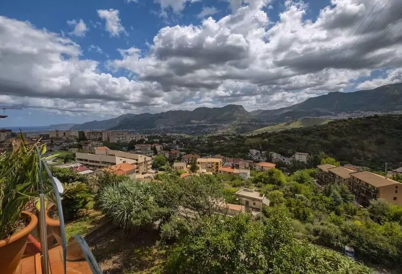 تختخواب و صبحانه Casa Rossa