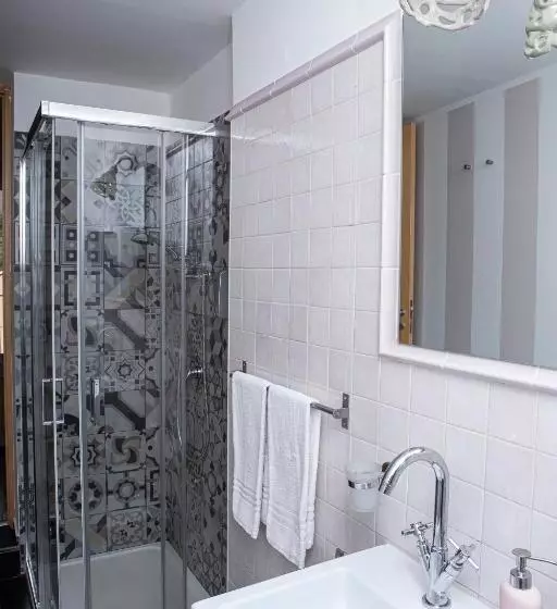 تختخواب و صبحانه Casa Rossa