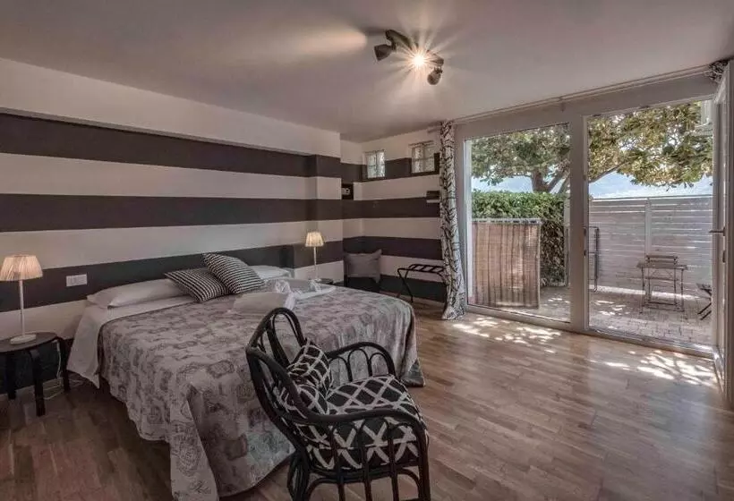 تختخواب و صبحانه Casa Rossa