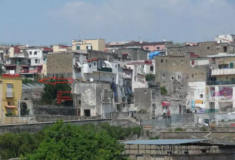 Nocleg ze śniadaniem I Papiri