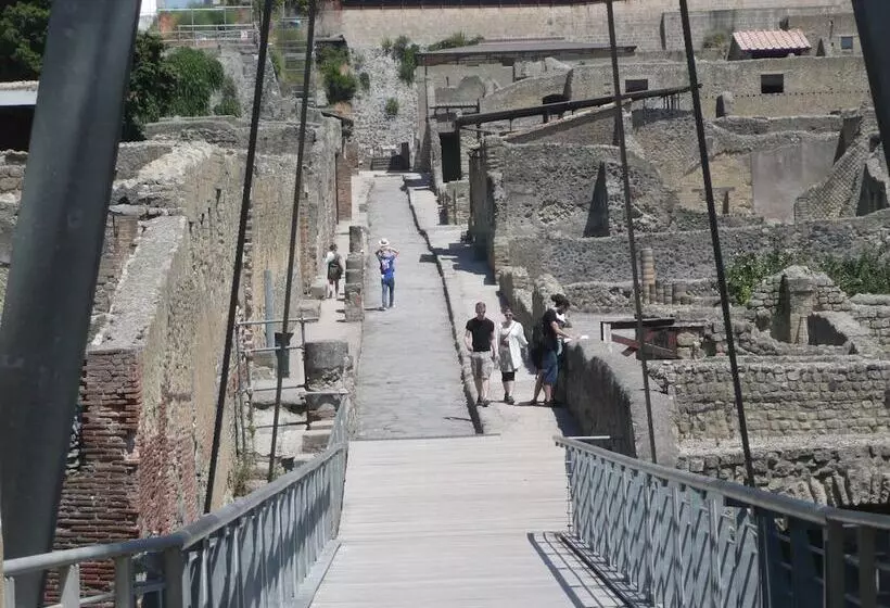 Nocleg ze śniadaniem I Papiri