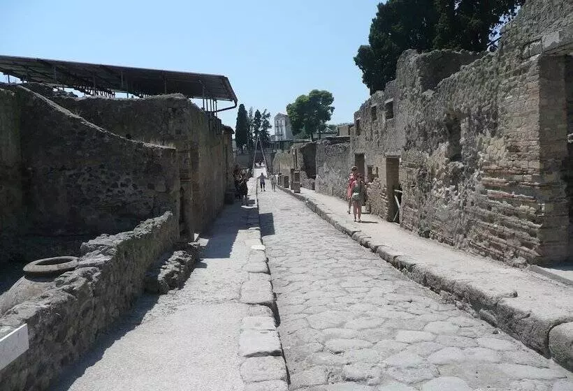 Nocleg ze śniadaniem I Papiri