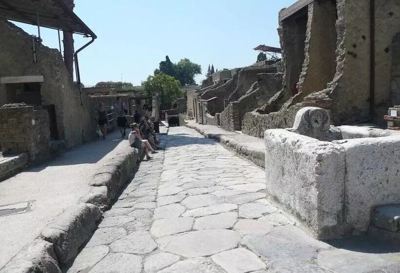 Nocleg ze śniadaniem I Papiri