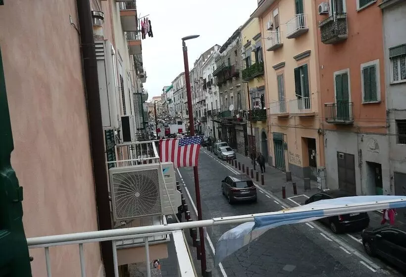 Nocleg ze śniadaniem I Papiri