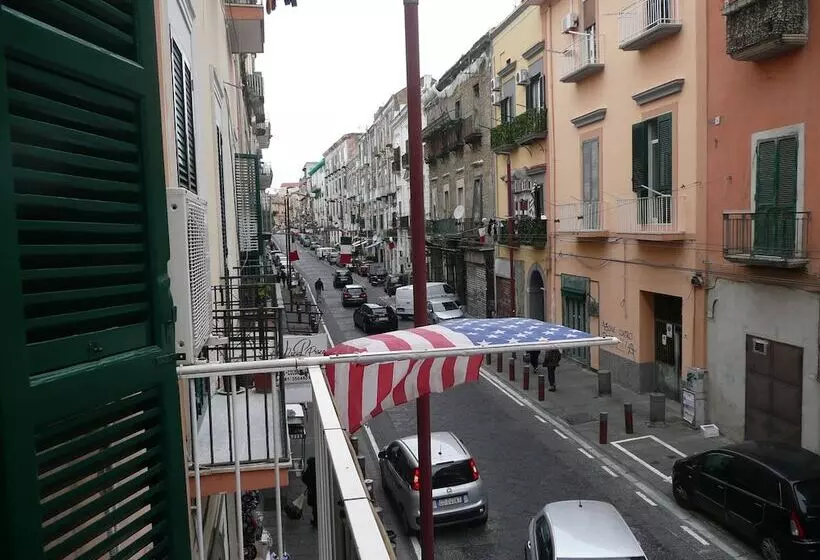 Nocleg ze śniadaniem I Papiri