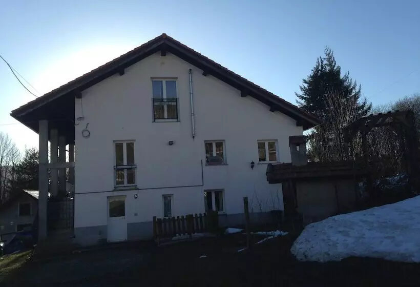 تختخواب و صبحانه La Casa Inglese