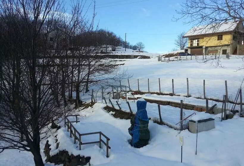 تختخواب و صبحانه La Casa Inglese