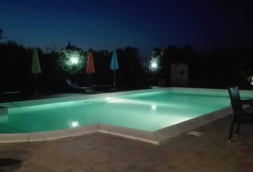 ベッドアンドブレックファースト L'isola Felice E Trulli Sotto Le Stelle