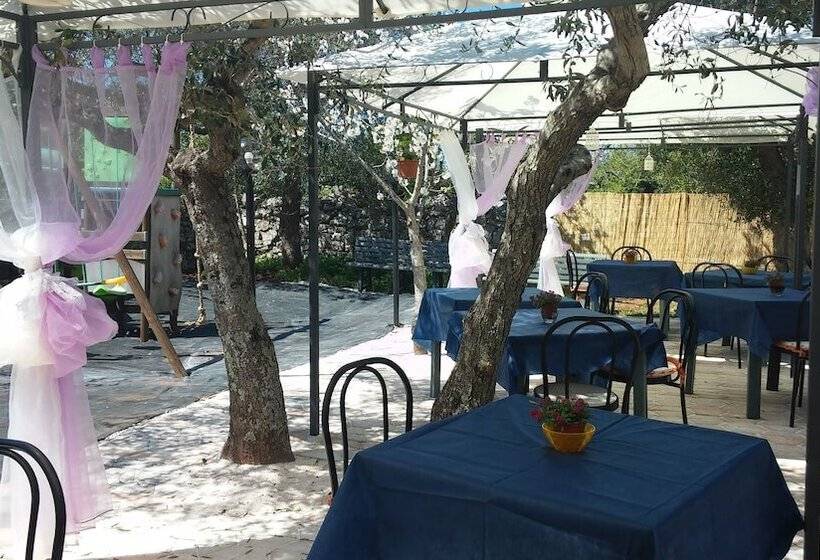 ベッドアンドブレックファースト L'isola Felice E Trulli Sotto Le Stelle