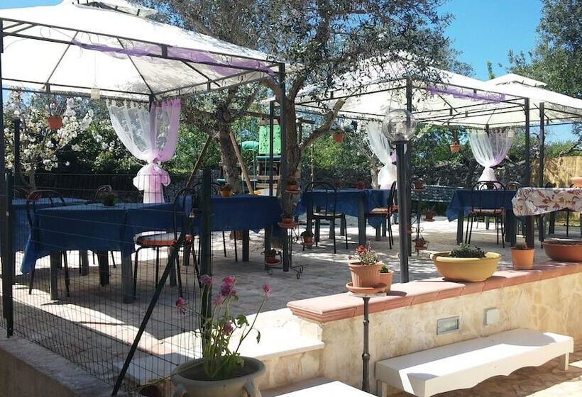 ベッドアンドブレックファースト L'isola Felice E Trulli Sotto Le Stelle