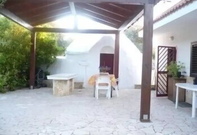 Bed and Breakfast L'isola Felice E Trulli Sotto Le Stelle