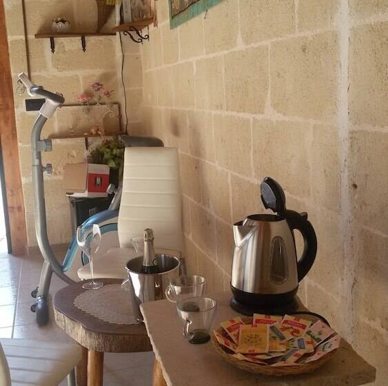 ベッドアンドブレックファースト L'isola Felice E Trulli Sotto Le Stelle