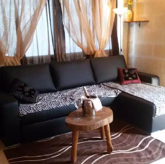 Bed and Breakfast L'isola Felice E Trulli Sotto Le Stelle