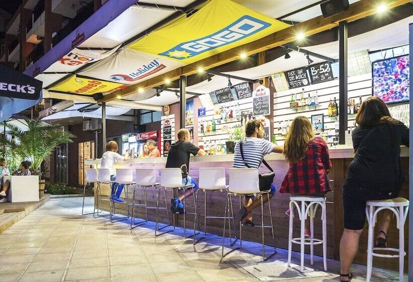 ホテル Admiral Plaza