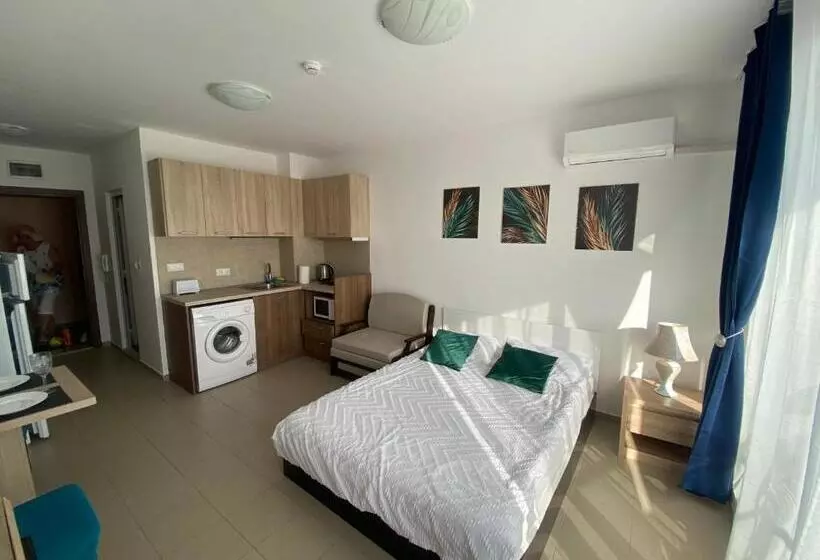 ホテル Admiral Plaza