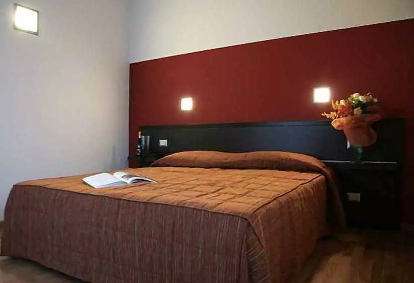 هتل Corte Della Rocca Bassa