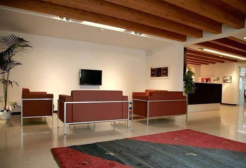 בית מלון כפרי Corte Della Rocca Bassa