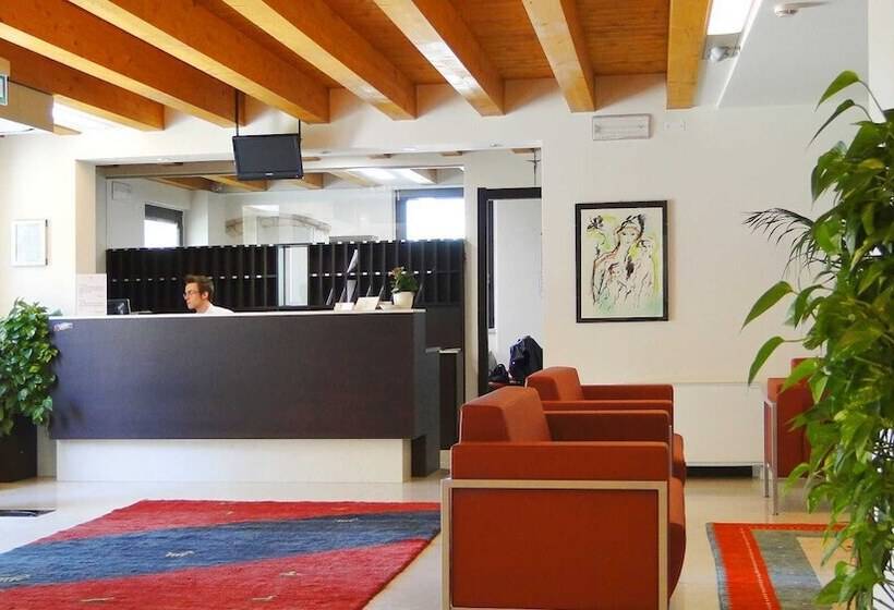 בית מלון כפרי Corte Della Rocca Bassa