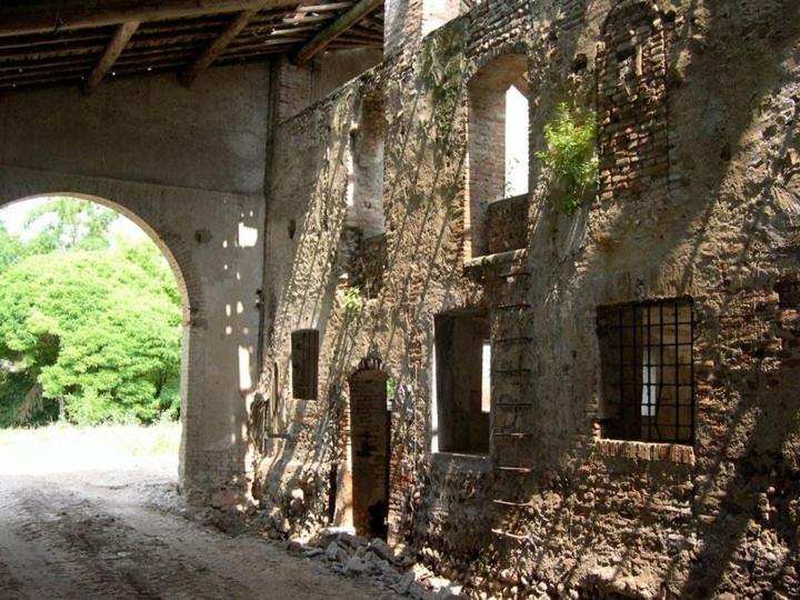 בית מלון כפרי Corte Della Rocca Bassa