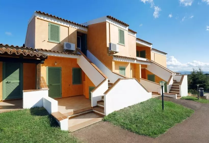 Отель Baia Aranzos