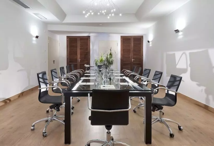 ホテル Bouganville Hill Resort & Wellness Space