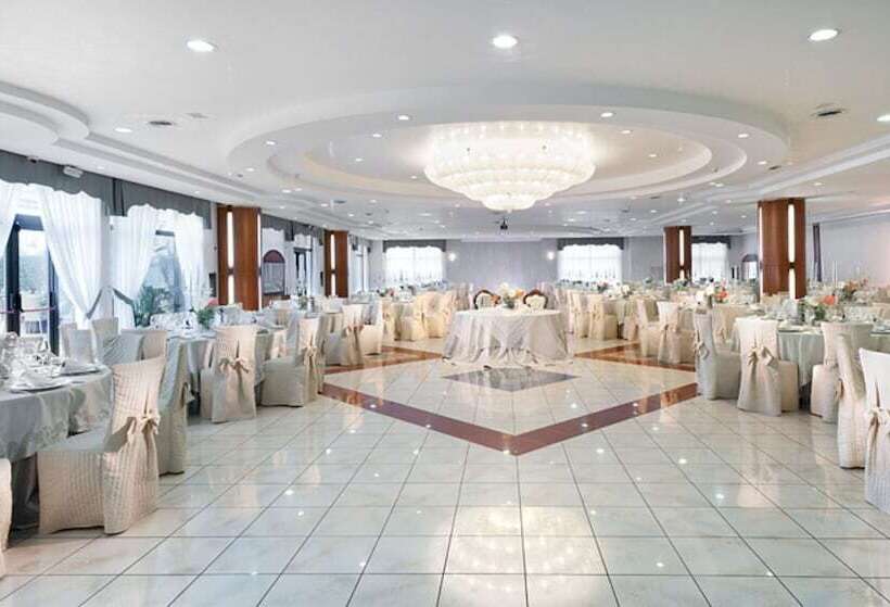 فندق Bouganville Hill Resort & Wellness Space