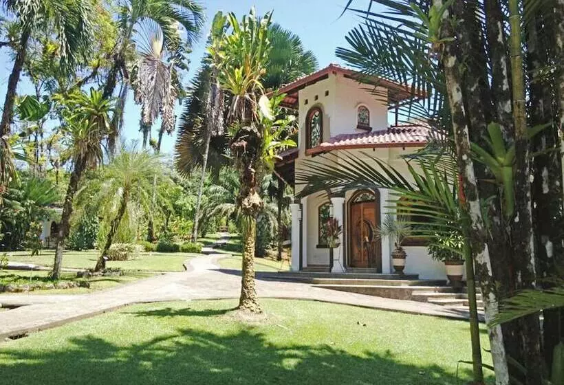 فندق Casa Corcovado Jungle Lodge