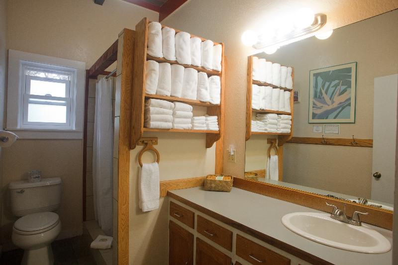 فندق Chalet Kilauea Collection - Inn At Volcano