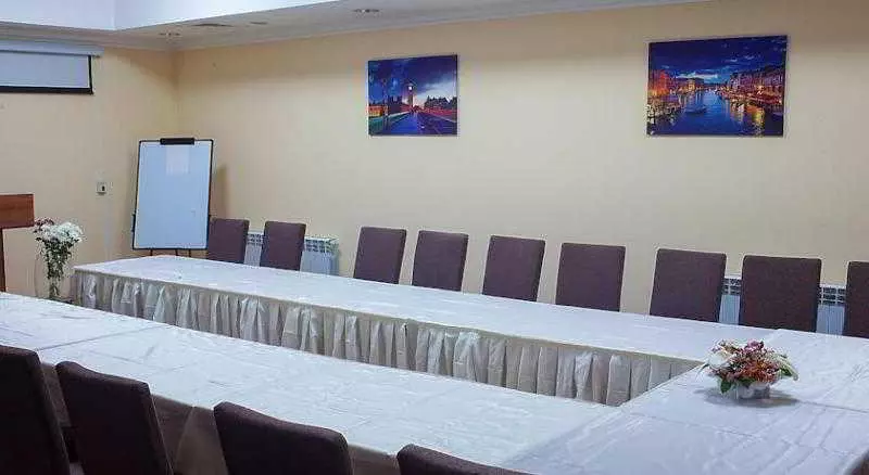 هتل Golden Palace